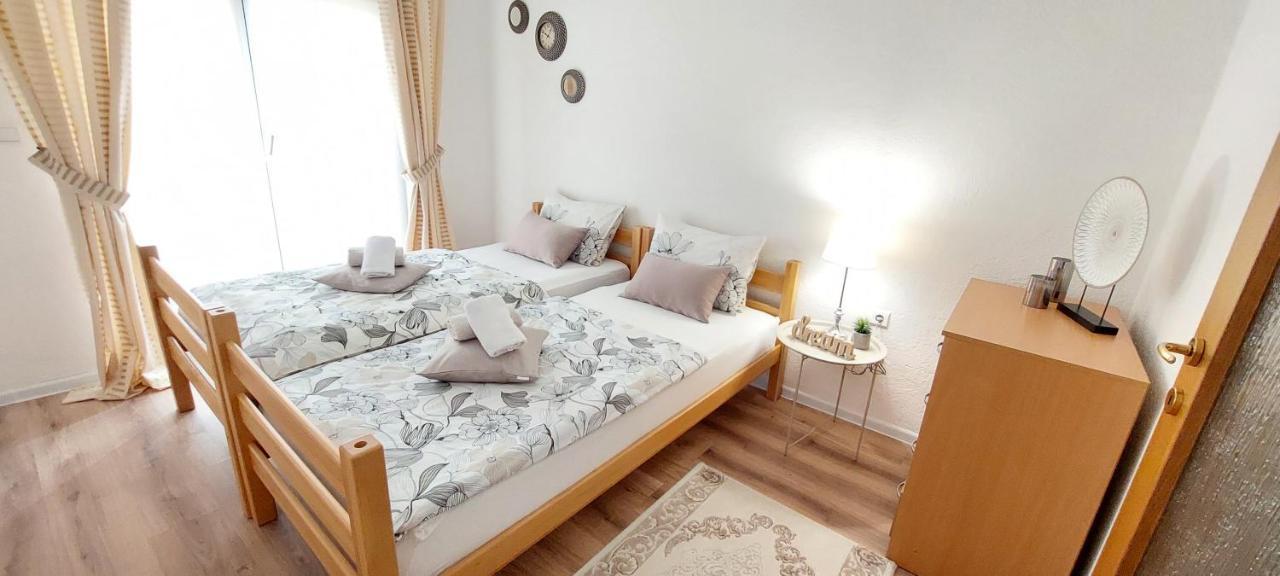 Mb Deluxe Apartment Visoko Exteriér fotografie