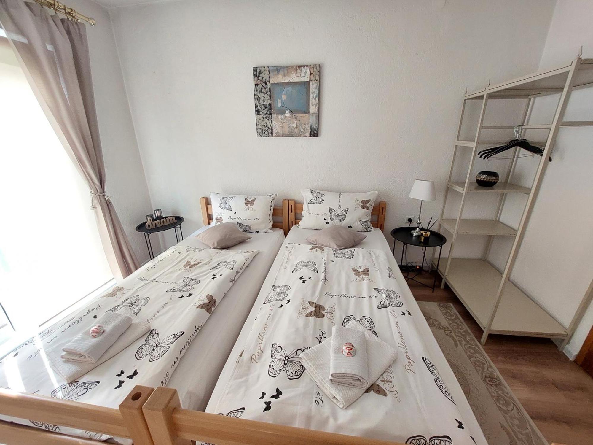 Mb Deluxe Apartment Visoko Exteriér fotografie
