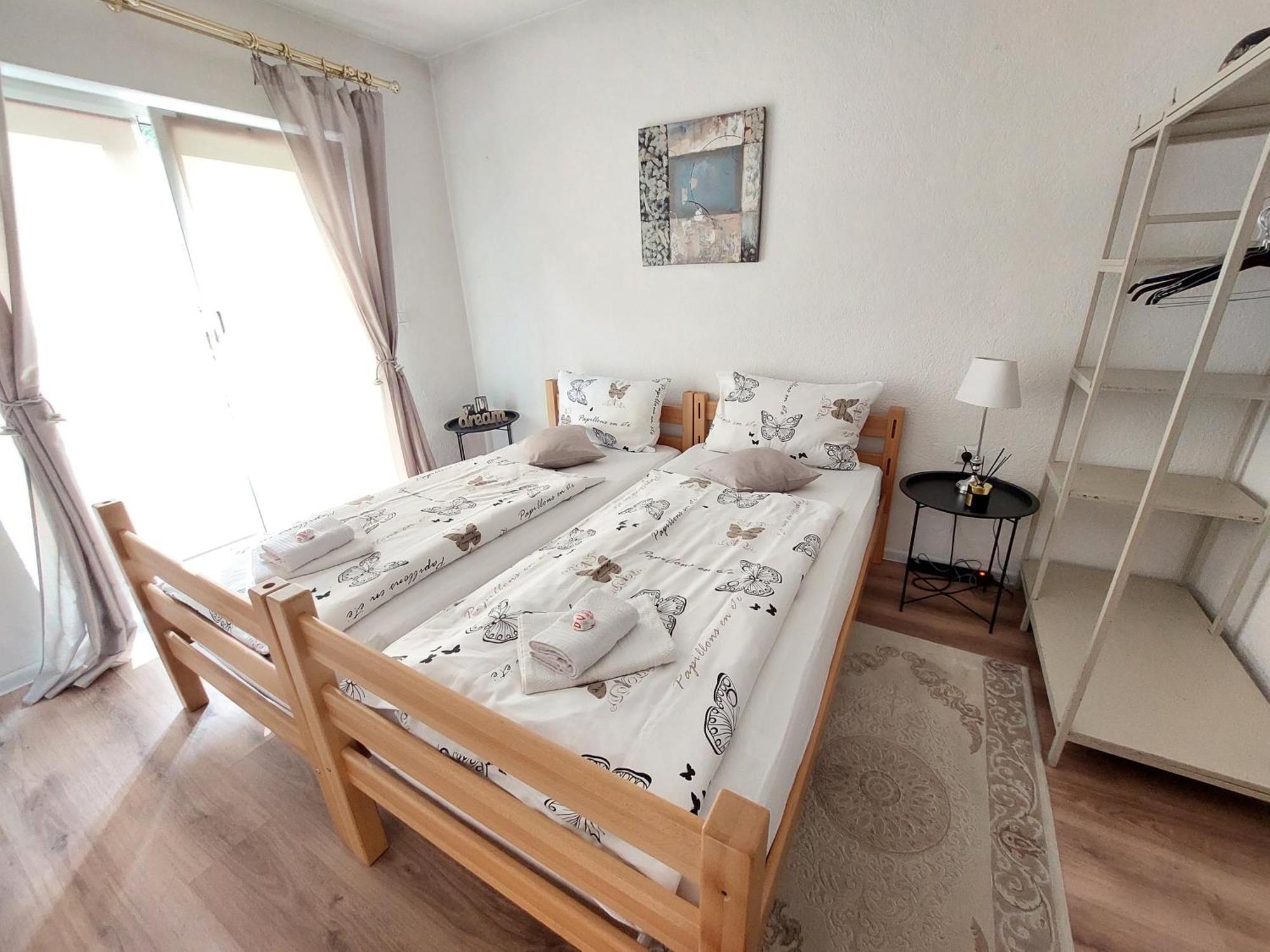 Mb Deluxe Apartment Visoko Exteriér fotografie